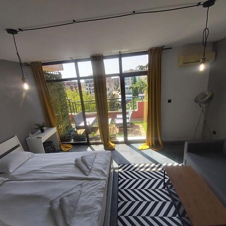Nobel Private Vip Apartments Слънчев бряг Екстериор снимка